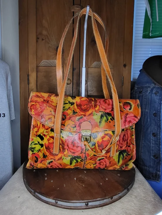 Patricia Nash Floral Bag - Picture 4 of 17